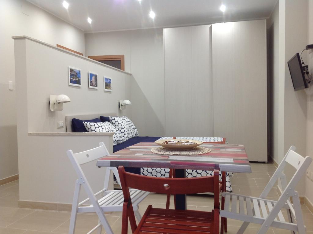 Casa Lucrezia Apartment Giardini Naxos Ngoại thất bức ảnh
