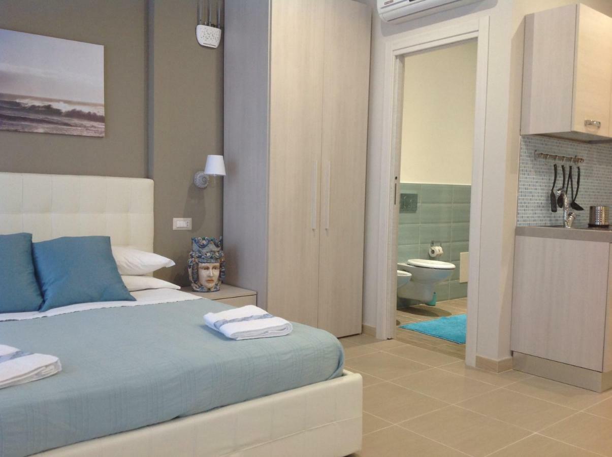 Casa Lucrezia Apartment Giardini Naxos Ngoại thất bức ảnh